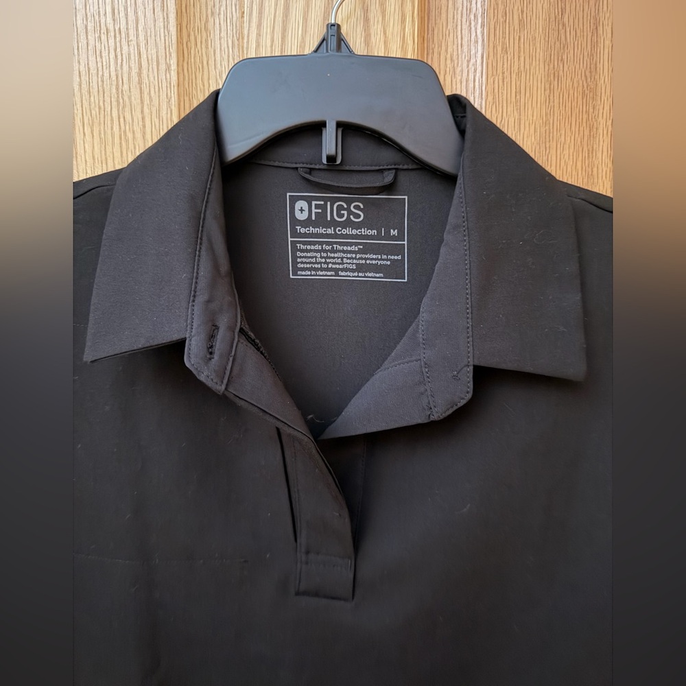 Figs Scrub Top